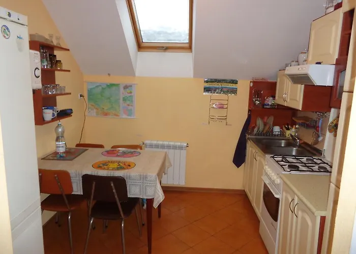 Panorama Pensión 3*