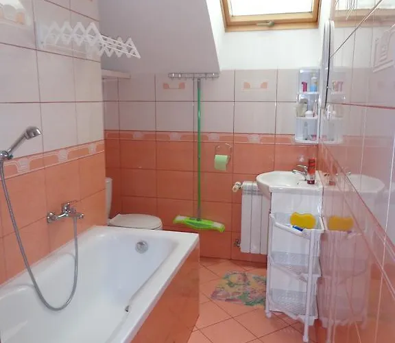 Pensión Panorama 3*